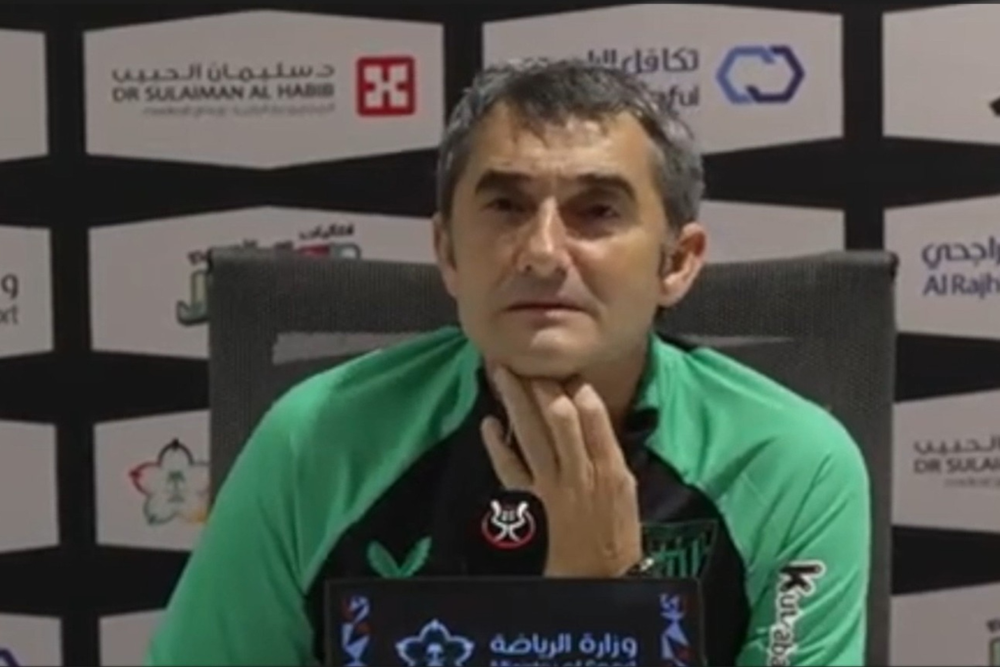 又兼顾了出 又兼顾了出